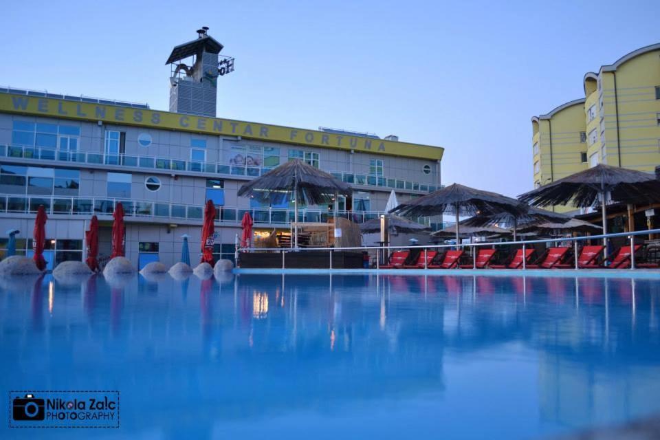 Hotel Fortuna Banja Luka Ngoại thất bức ảnh