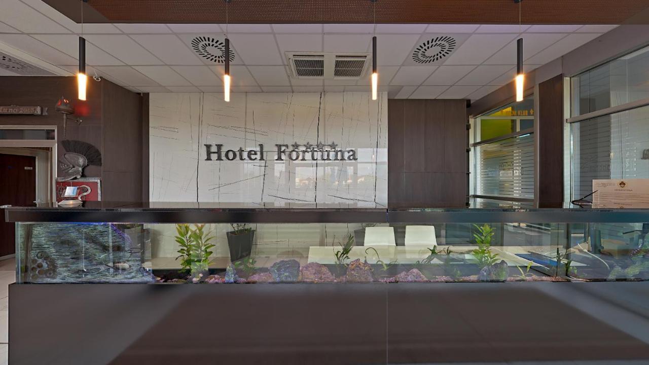 Hotel Fortuna Banja Luka Ngoại thất bức ảnh