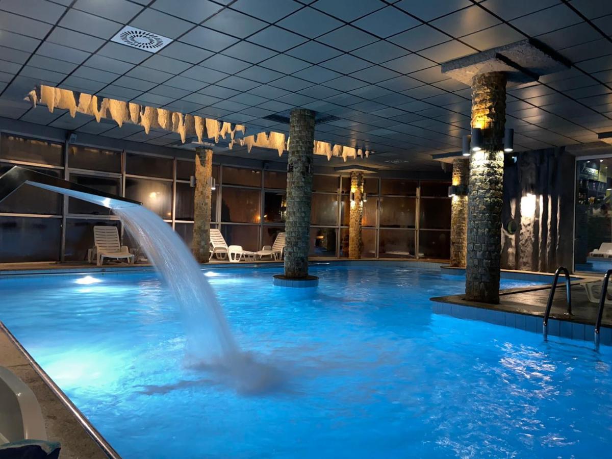 Hotel Fortuna Banja Luka Ngoại thất bức ảnh